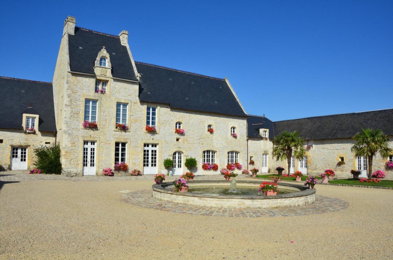 فندق Le Manoir Des Marronniers Sully  المظهر الخارجي الصورة